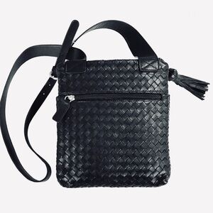 SERA Travel Black Woven Intrecciato
Leather Soft Bag Crossbody Made in
Italy